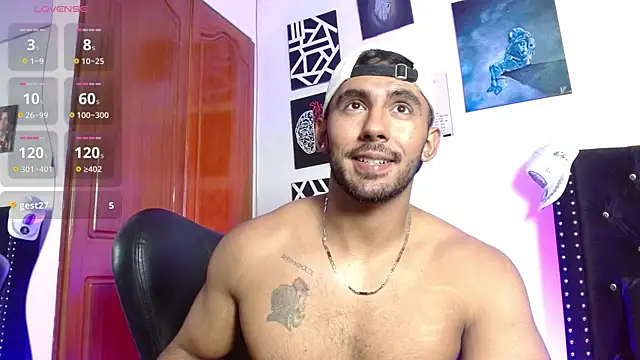 romanpearce  online show from May 20, 9:45 pm