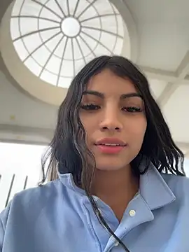 Snapshot of Greycy_Williams chatting on July 1, 9:59 pm Greycy Williams online show from July 1, 9:59 pm