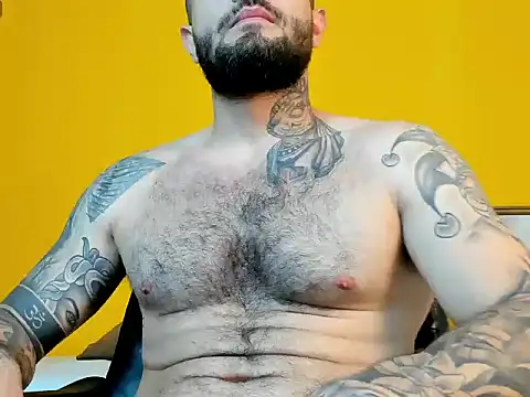 NICK OWEEN26 online show from May 8, 4:55 pm