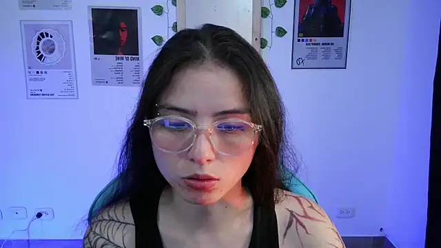 JadeMonet  online show from March 25, 1:39 am