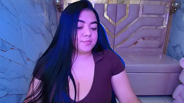 luna  r  online show from April 22, 3:13 am