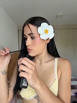 SerenaFox  online show from April 22, 4:58 pm