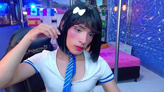 Snapshot of IsaacNovaa chatting on June 11, 8:06 pm IsaacNovaa online show from June 11, 8:06 pm