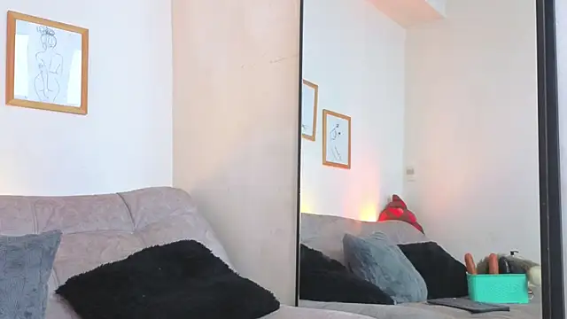 CharlotteCopper  online show from April 22, 9:38 am
