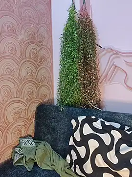 Prihu143 online show from July 28, 10:20 pm
