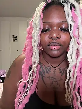 Nyla xox online show from April 2, 9:54 pm