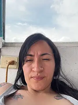 kimberly peter online show from April 21, 6:58 pm