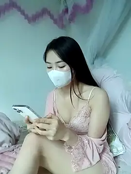 Xiangchuu online show from May 3, 8:08 am