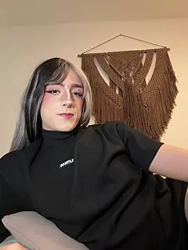 Diamondpierce online show from June 25, 8:36 pm
