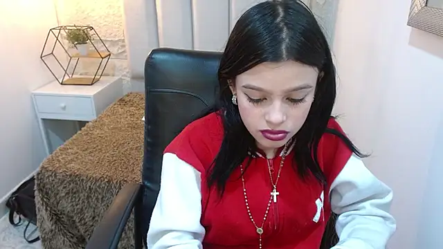 mia velvetk online show from April 17, 3:20 am