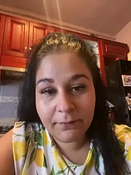 Snapshot of Szandra26 chatting on July 16, 3:31 pm Szandra26 online show from July 16, 3:31 pm