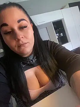 Szandra26 online show from April 4, 10:33 am