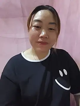 Snapshot of he-se-kin chatting on May 20, 12:13 pm he-se-kin online show from May 20, 12:13 pm