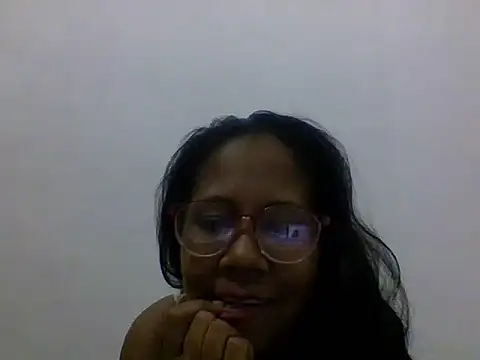 Snapshot of Karen_La_Flaca chatting on April 21, 2:36 am Karen La Flaca online show from April 21, 2:36 am