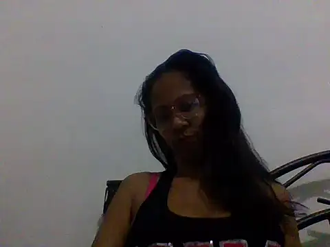 Snapshot of Karen_La_Flaca chatting on April 26, 1:25 am Karen La Flaca online show from April 26, 1:25 am