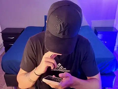 Erick  1 online show from May 2, 2:50 am