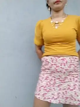 Bianca Nina online show from May 7, 11:19 pm