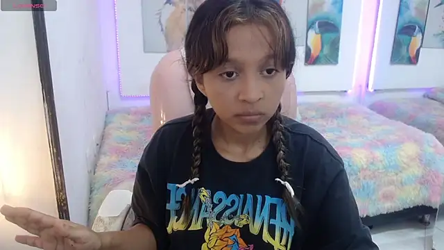 naty 18 online show from March 26, 8:51 pm