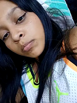 naty 18 online show from April 12, 12:03 am