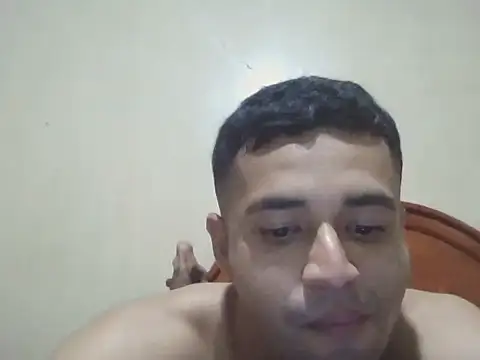 User 02  online show from June 19, 11:53 pm