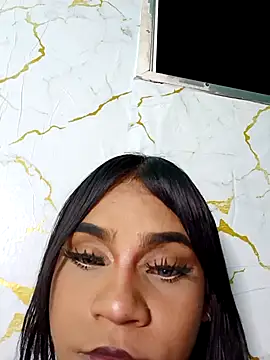 Snapshot of ExoticDarkDoll chatting on April 2, 8:32 am ExoticDarkDoll online show from April 2, 8:32 am