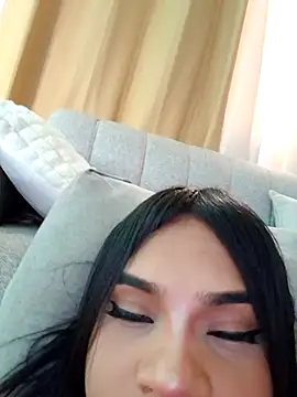 Snapshot of ExoticDarkDoll chatting on April 19, 10:49 am ExoticDarkDoll online show from April 19, 10:49 am