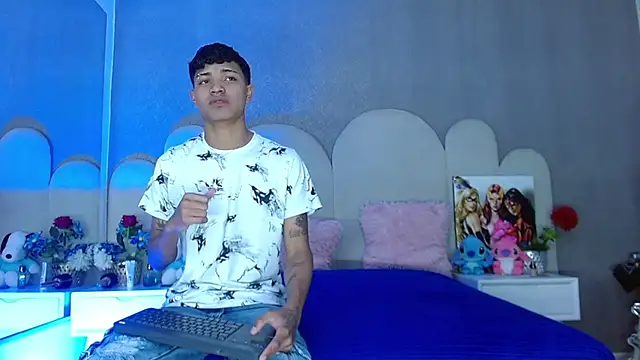 party duo playboy online show from April 26, 9:12 pm