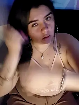 tania 22xx online show from April 10, 10:39 pm