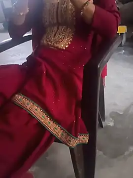 x rani online show from March 29, 7:43 am