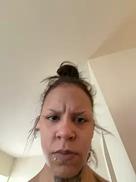 Honeyy bunzzxoxo online show from April 2, 3:51 pm