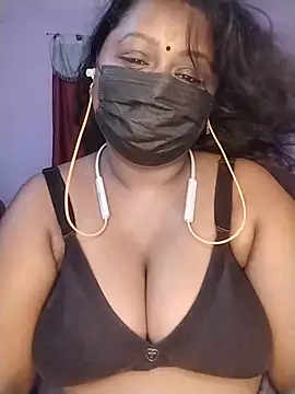 Snapshot of Tamil-Dhara chatting on June 25, 6:24 pm Tamil-Dhara online show from June 25, 6:24 pm