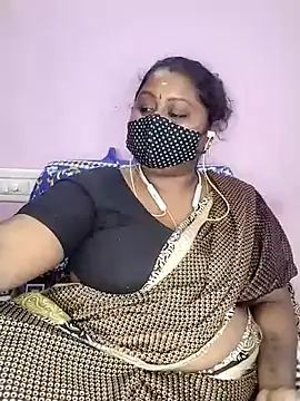 Snapshot of Tamil-Dhara chatting on June 3, 5:39 pm Tamil-Dhara online show from June 3, 5:39 pm