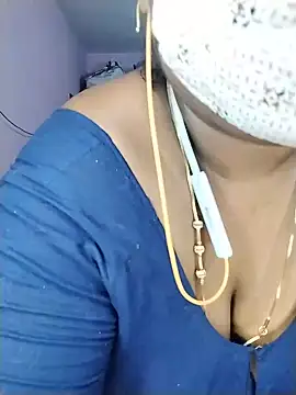 Snapshot of Tamil-Dhara chatting on June 19, 5:52 pm Tamil-Dhara online show from June 19, 5:52 pm