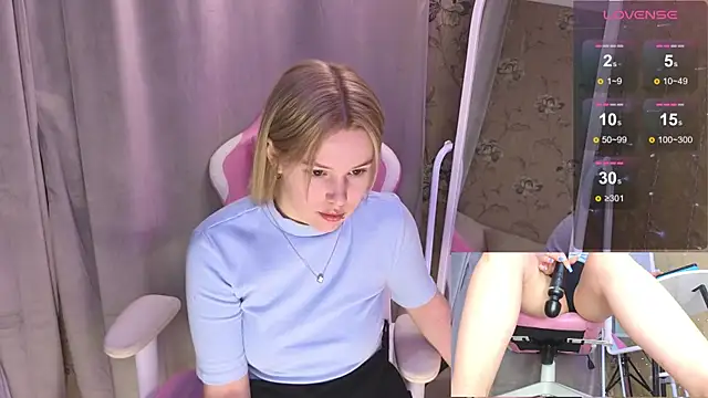 MelissaAvis online show from March 28, 5:25 pm