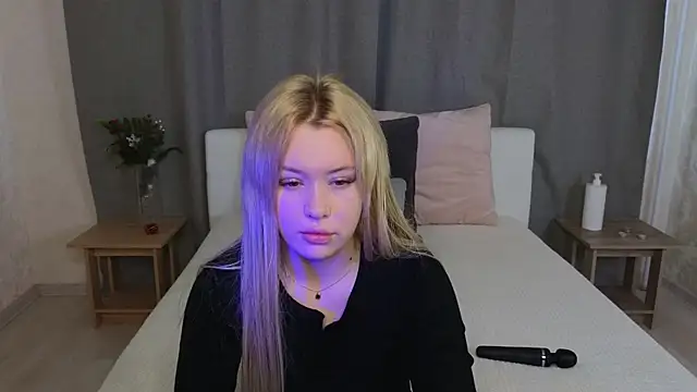 MelissaAvis online show from June 17, 5:40 am
