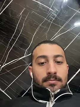 Snapshot of Bwbasjenehu chatting on March 25, 11:25 pm Bwbasjenehu online show from March 25, 11:25 pm