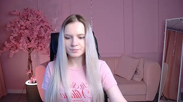 SherriButlers online show from May 6, 5:22 am