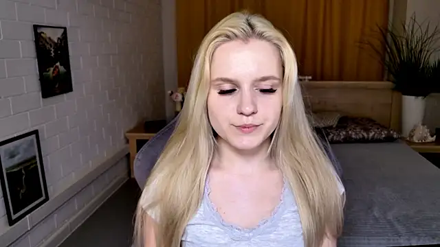 SherriButlers online show from June 10, 5:08 am