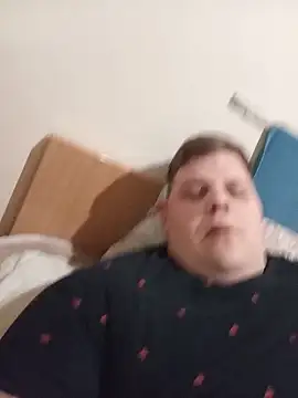 Snapshot of Kanoos1995 chatting on June 11, 12:46 pm Kanoos1995 online show from June 11, 12:46 pm