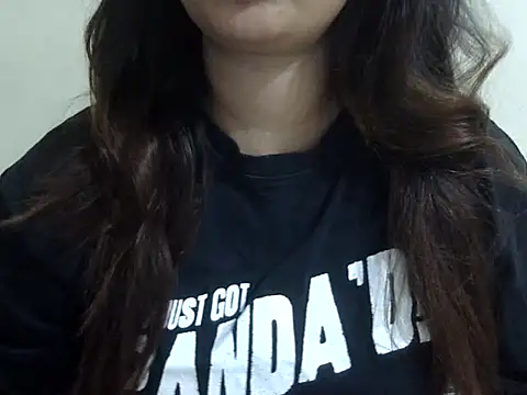 Snapshot of shivi_jaan chatting on May 20, 4:26 pm shivi jaan online show from May 20, 4:26 pm
