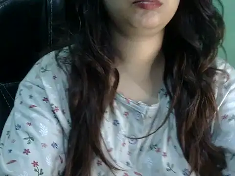 Snapshot of shivi_jaan chatting on May 13, 12:17 am shivi jaan online show from May 13, 12:17 am