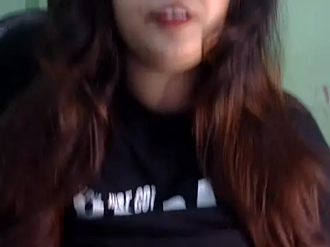 Snapshot of shivi_jaan chatting on May 2, 4:01 pm shivi jaan online show from May 2, 4:01 pm