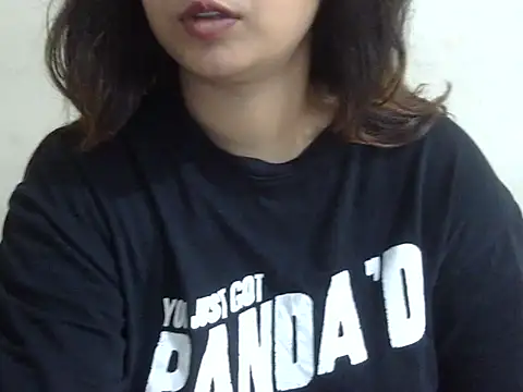 Snapshot of shivi_jaan chatting on May 21, 4:32 am shivi jaan online show from May 21, 4:32 am