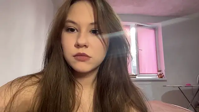Snapshot of NyelleSpir chatting on April 3, 1:39 pm NyelleSpir online show from April 3, 1:39 pm