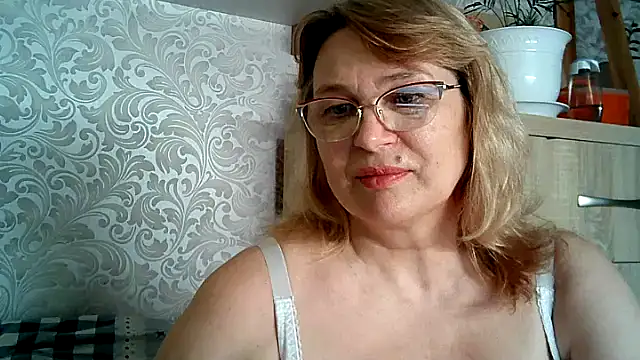 Alina-malina66 online show from June 10, 9:16 pm