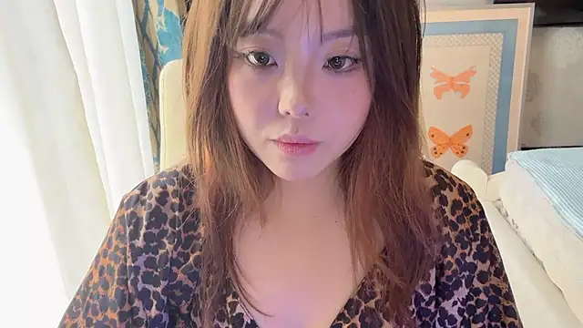 thelittlexx online show from June 19, 7:36 am