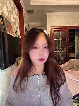 thelittlexx online show from April 7, 12:07 pm