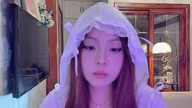 thelittlexx online show from April 30, 7:37 am