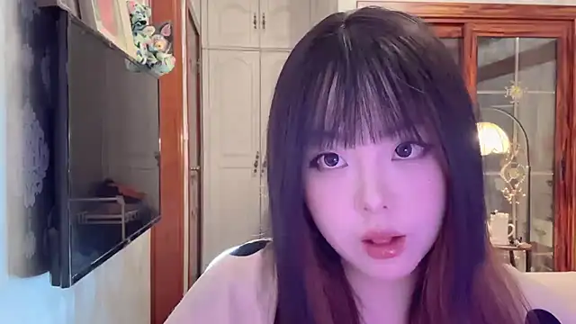 thelittlexx online show from April 24, 7:54 am