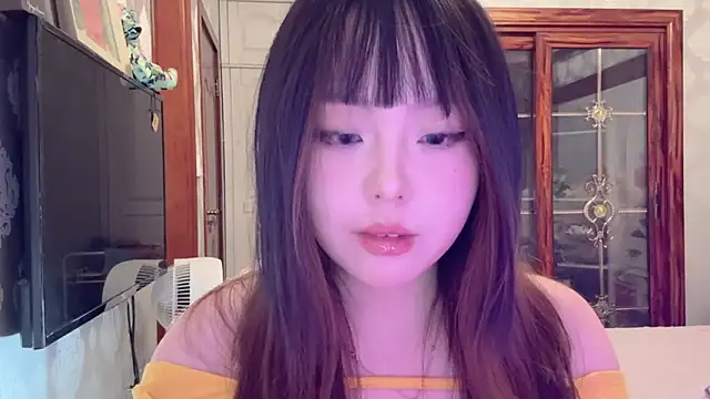 thelittlexx online show from April 22, 7:48 am